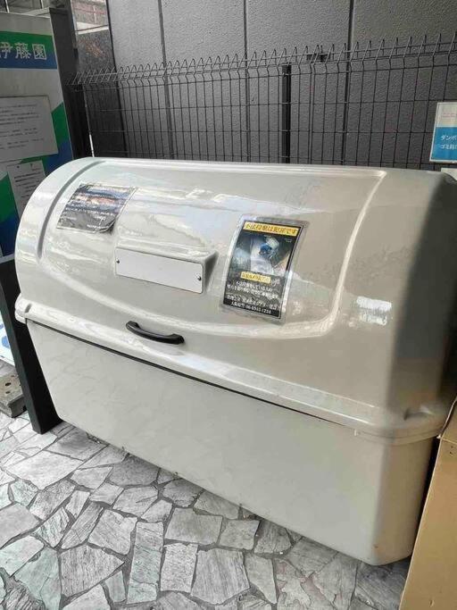 Appartement メルシアター鈍色の風・最上階デザイナーズルーム à Ōsaka Extérieur photo