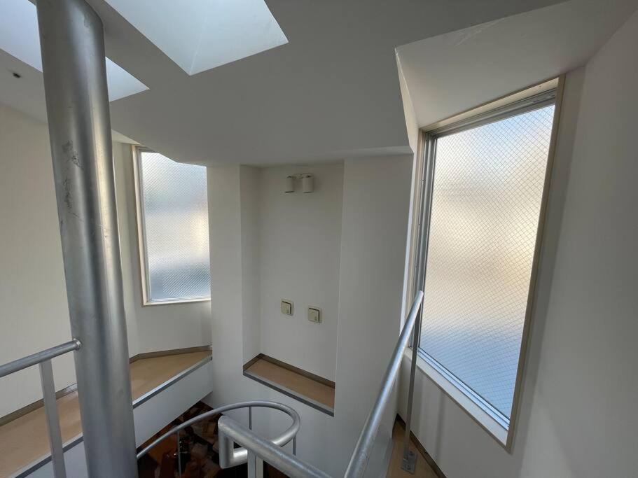 Appartement メルシアター鈍色の風・最上階デザイナーズルーム à Ōsaka Extérieur photo